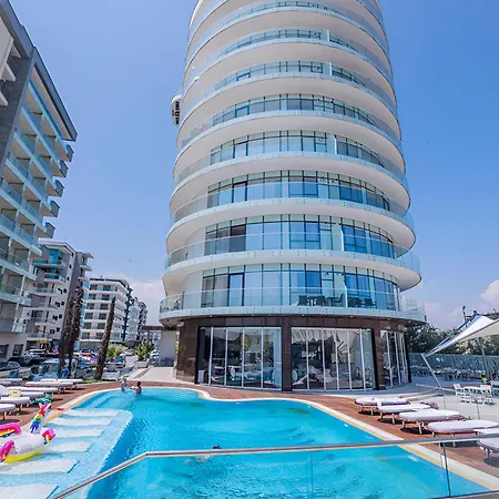 White Palm Mamaia